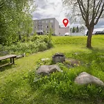Simonsalo Serenity With Dux Beds Wifi And Free Parking Apartment *