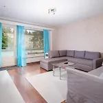 Simonsalo Serenity With Dux Beds Wifi And Free Parking Siilinjärvi