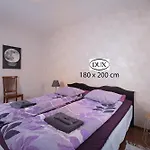 Simonsalo Serenity With Dux Beds Wifi And Free Parking Apartment