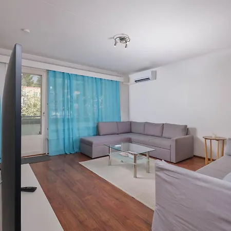 Апартаменты Simonsalo Serenity With Dux Beds Wifi And Free Parking